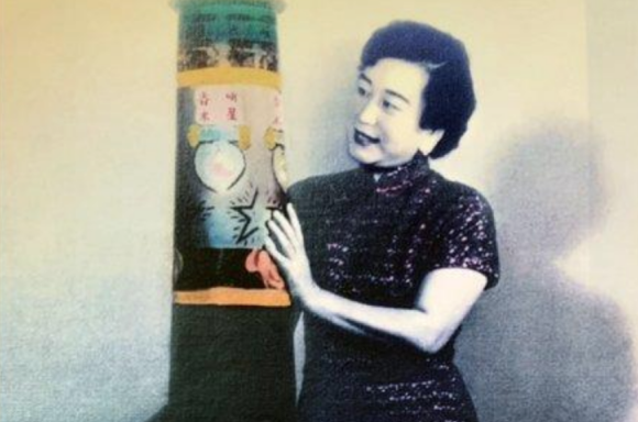 【百年精選】不只是阿公阿嬤家的味道!百年經典「明星花露水」的傳奇之路,曾是新娘嫁妝必備?成分還能防蚊!