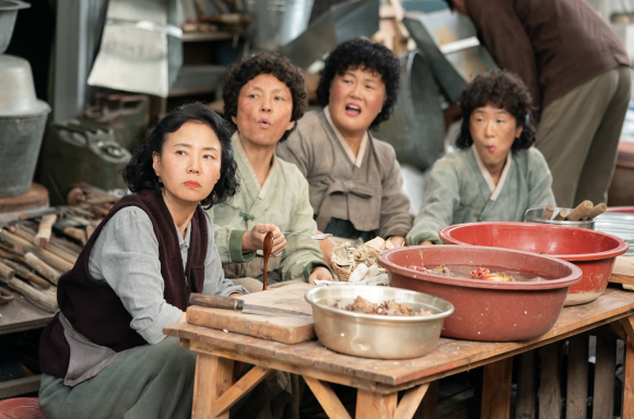 【百年精選】《苦盡柑來遇見你》揭開濟州島「海女文化」真實面貌!千年傳承成文化遺產,台灣也有海女傳奇?